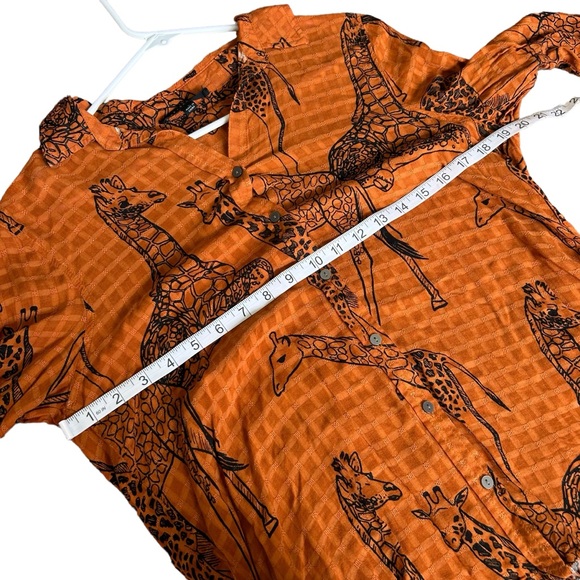 Jane + Delancey Orange Giraffe Print Rayon Button Down Blouse Large - Picture 5 of 8